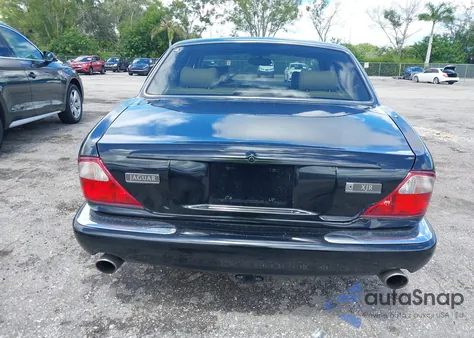 2000 Jaguar Xjr из США, поврежденный, VIN SAJDA15B8YMF07249